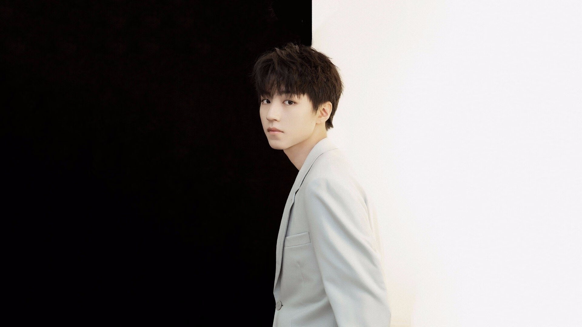 乐鱼电竞-女子篮球国家队强化区域联防意识提高集体防守能力,女子篮球队训练方法