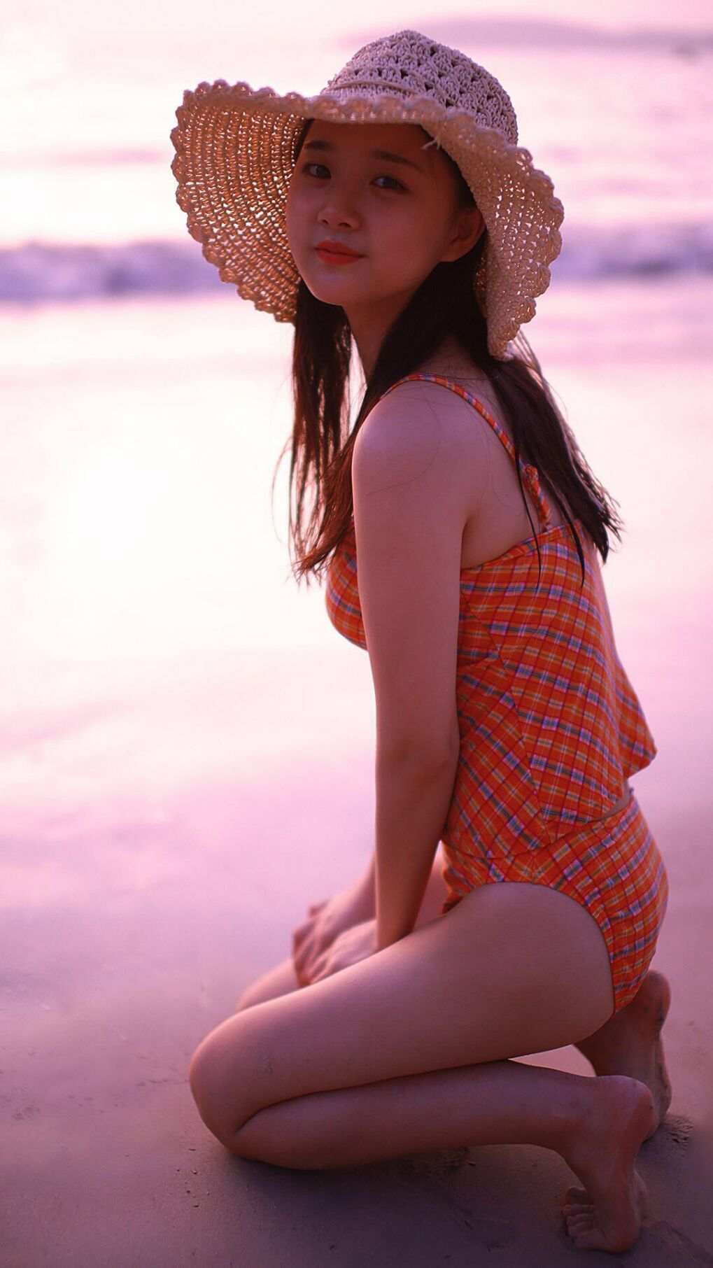 乐鱼（LEYU）体育-热火训练后组织球员反馈会分享战术理解，热火试训